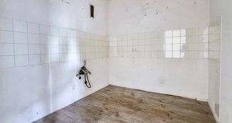 von_poll_real_estate_property_25122076_image_5