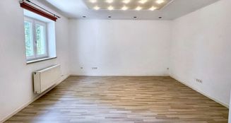 von_poll_real_estate_property_24122158_image_2