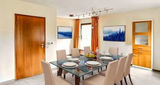 von_poll_real_estate_property_25122002_image_1