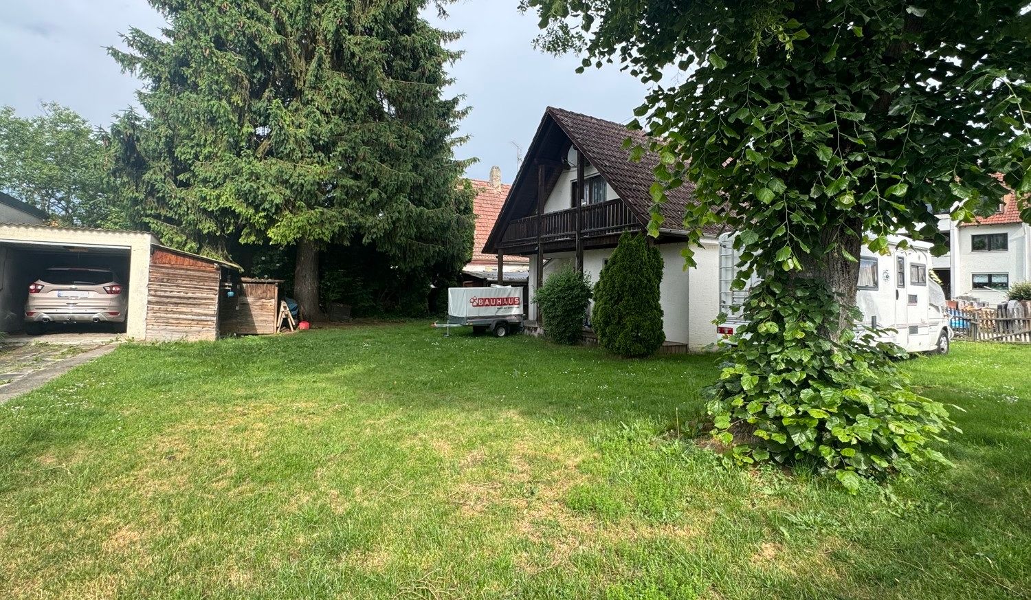 Attraktives Grundstück mit Altbestand in Mering