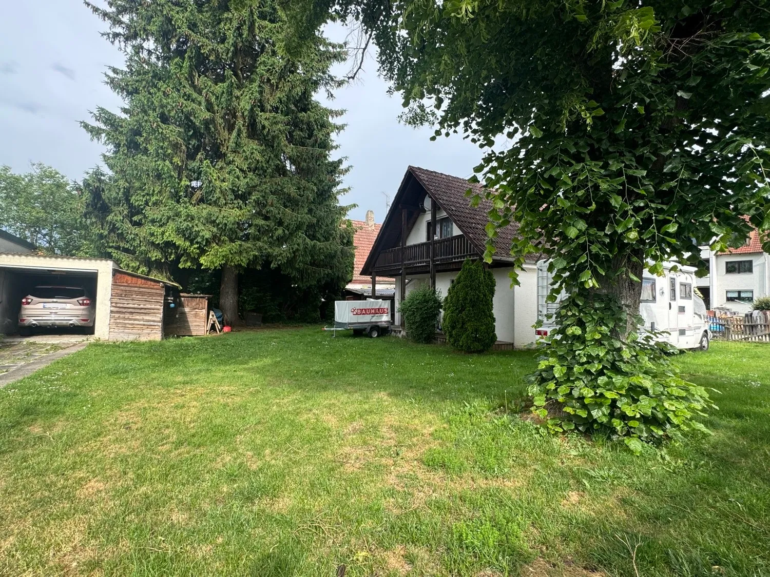 Baugrundstück in toller Lage - ideal für den  Bau eines Doppelhauses