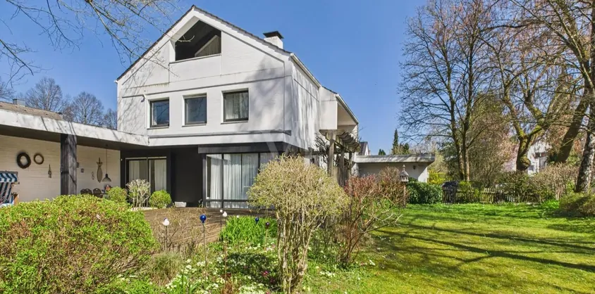 von Poll Immobilien GmbH