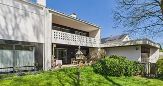 von_poll_real_estate_property_25122026_image_3