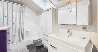 von_poll_real_estate_property_25122122_image_8