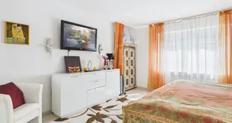 von_poll_real_estate_property_25122122_image_5