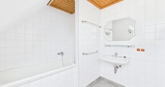 von_poll_real_estate_property_25122060_image_11