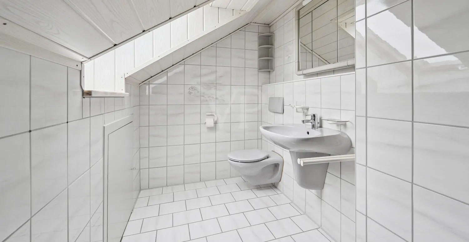 Großzügiges Anwesen in Biberbach für Lebensträume, Generationen und Visionen