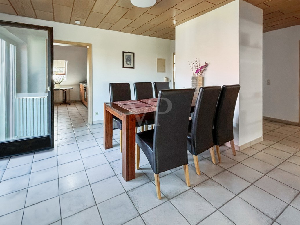 Gut geschnittene Maisonette-Wohnung am Kuhsee