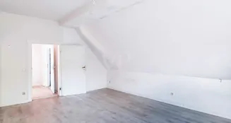 von_poll_real_estate_property_25105015_image_20