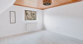 von_poll_real_estate_property_25105015_image_16