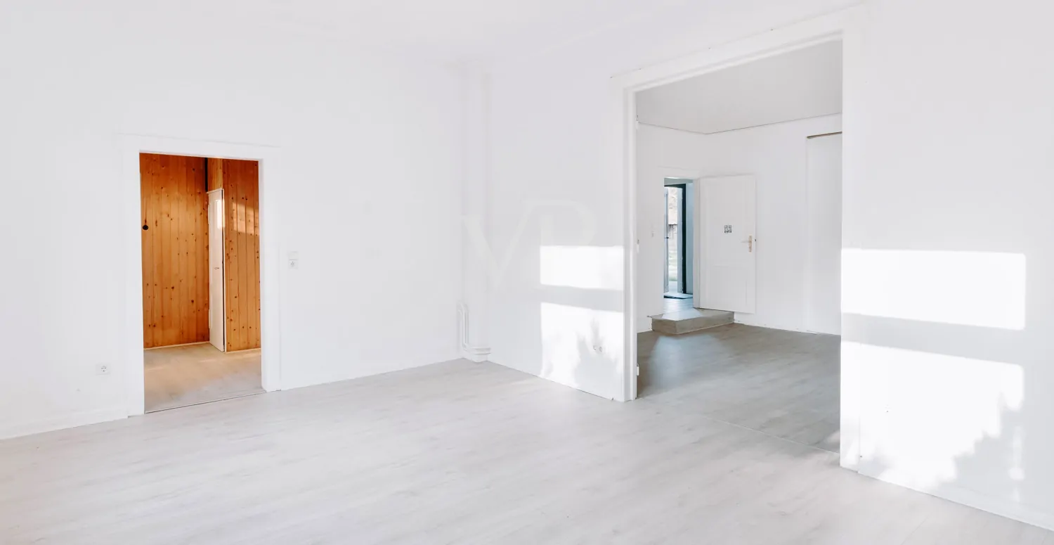 Sanierungsbedürftiges Einfamilienhaus mit Potenzial – ideal für kreative Wohn- oder Nutzungskonzepte