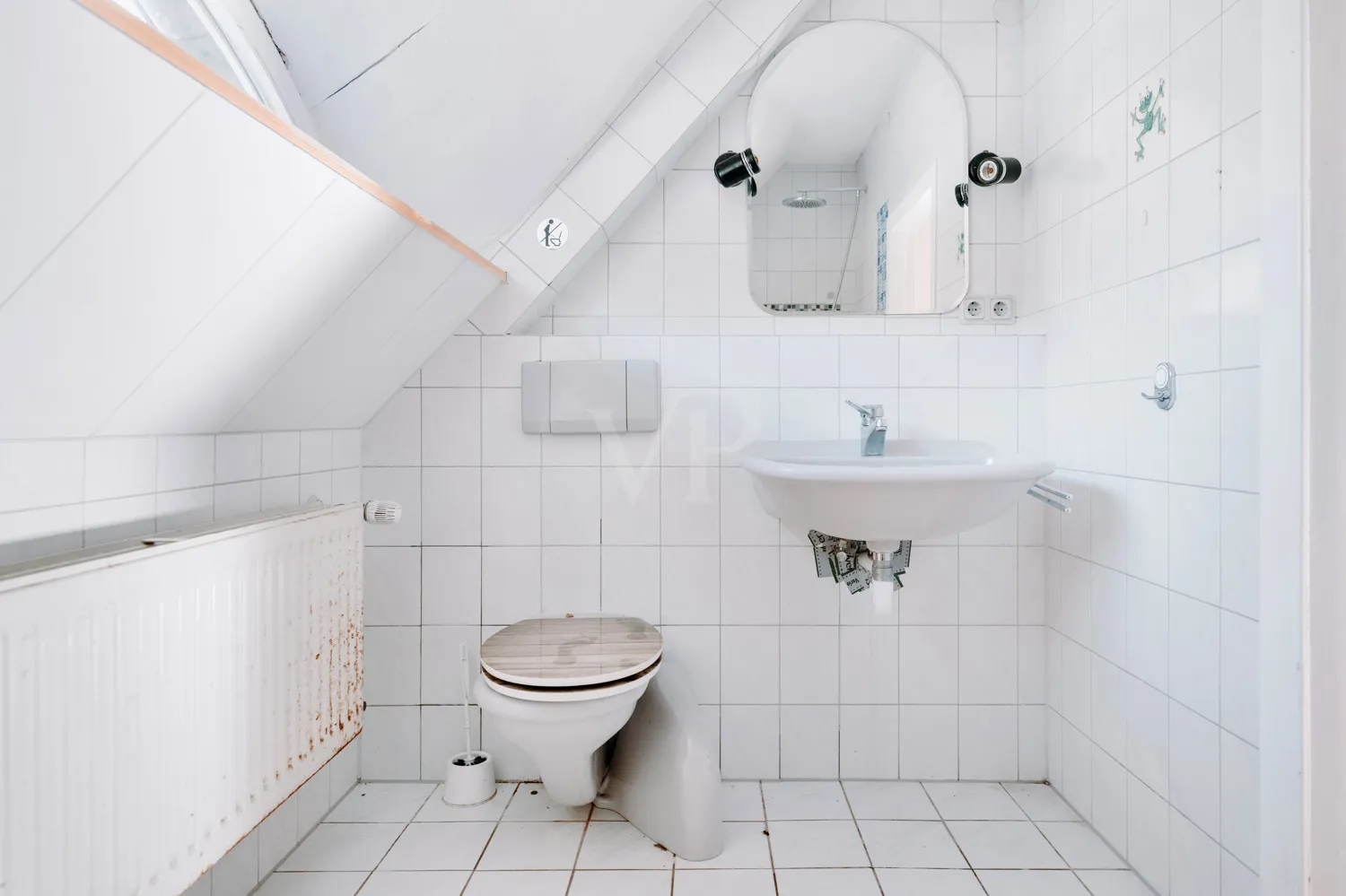 Sanierungsbedürftiges Einfamilienhaus mit Potenzial – ideal für kreative Wohn- oder Nutzungskonzepte