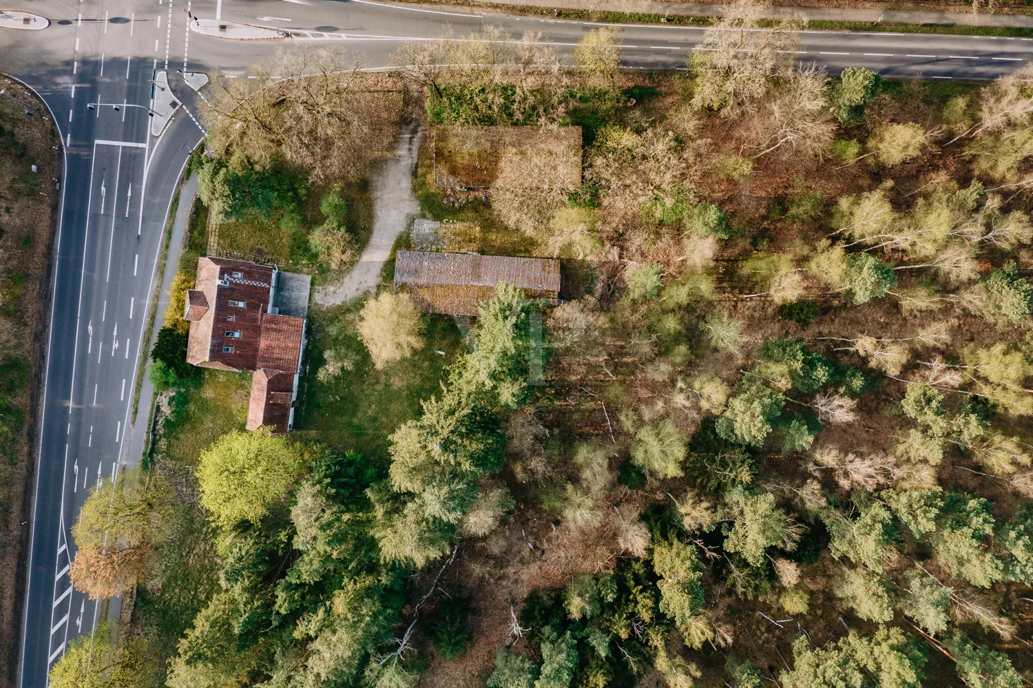 Sanierungsbedürftiges Einfamilienhaus mit Potenzial – ideal für kreative Wohn- oder Nutzungskonzepte