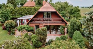 von_poll_real_estate_property_25105021_image_0
