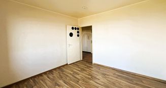 von_poll_real_estate_property_25105023_image_4