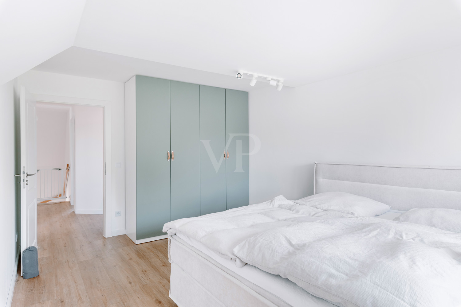 Moderne Doppelhaushälfte mit Charme und Komfort