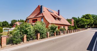 von_poll_real_estate_property_25105022_image_2