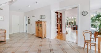 von_poll_real_estate_property_25105025_image_3