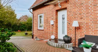 von_poll_real_estate_property_25105026_image_1