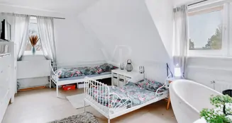 von_poll_real_estate_property_25105026_image_12