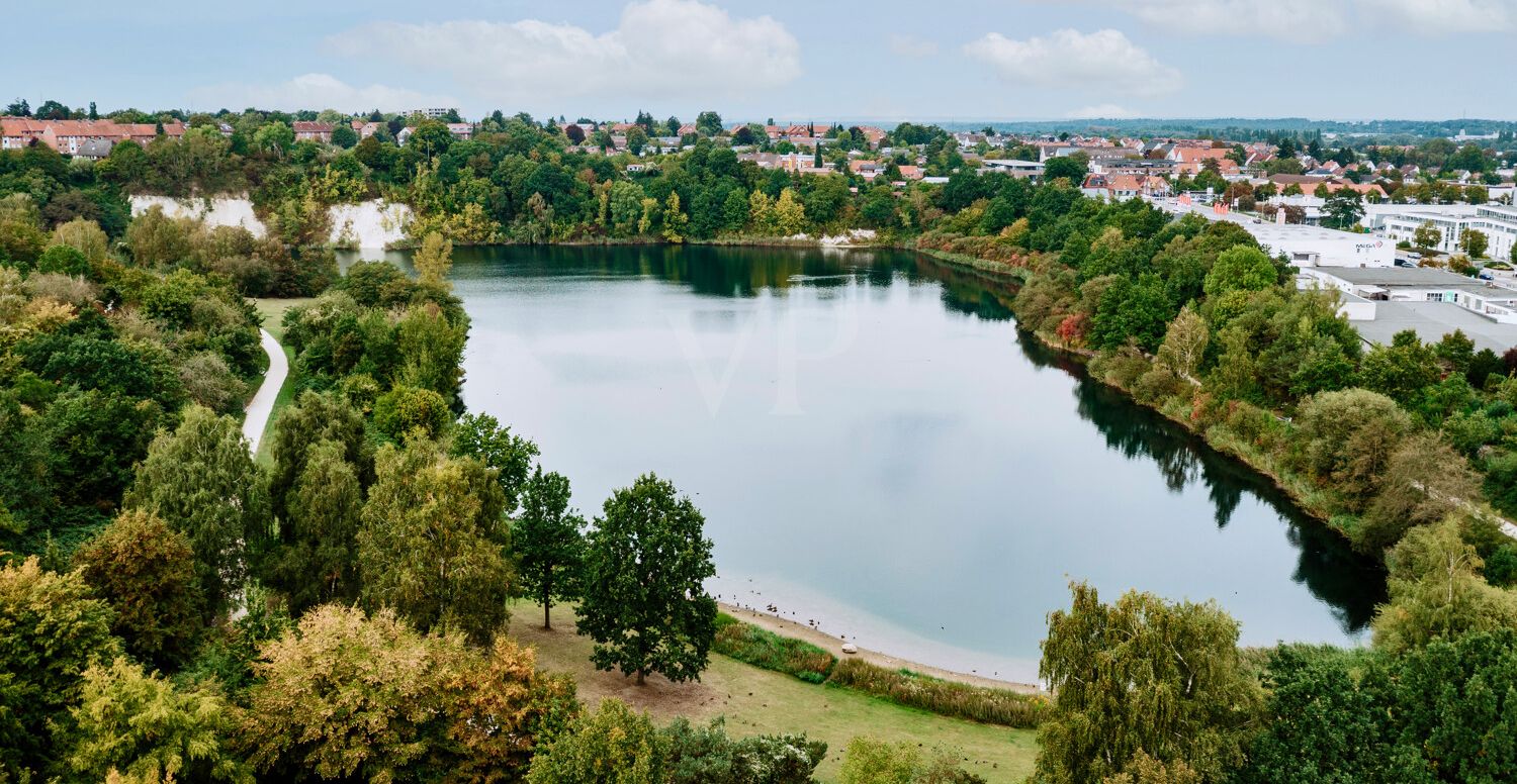 Nur wenige Gehminuten entfernt befindet sich der idyllische Kreidebergsee.
