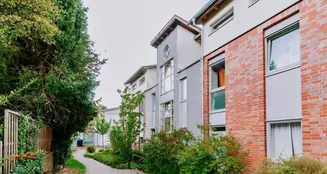 von_poll_real_estate_property_25105027_image_0