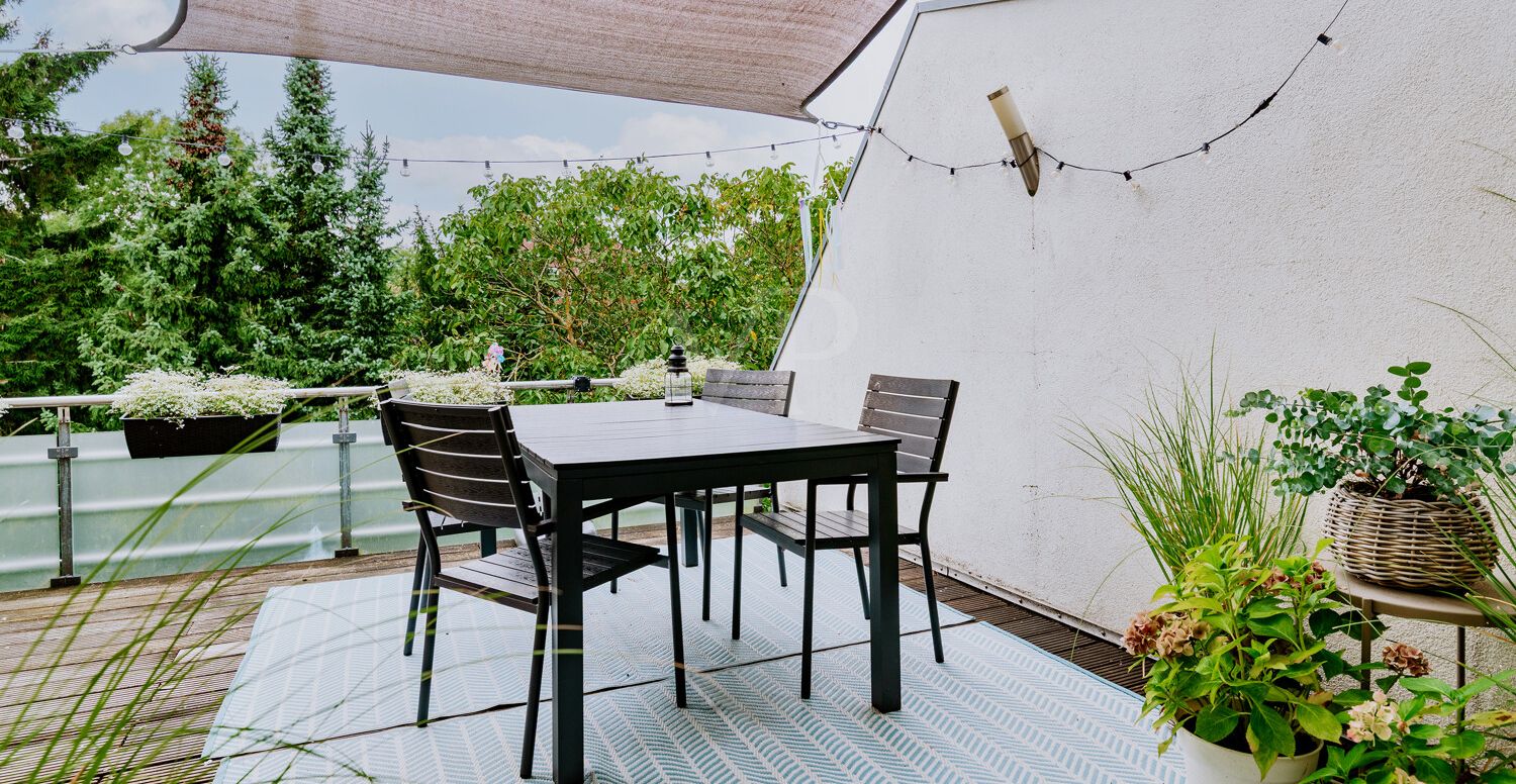 Westlich gelegene Terrasse – ideal, um die Abendsonne zu genießen.