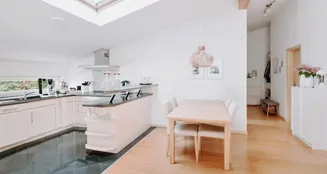 von_poll_real_estate_property_25105027_image_5