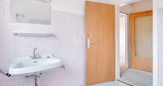 von_poll_real_estate_property_25105029_image_15