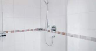 von_poll_real_estate_property_25105030_image_18