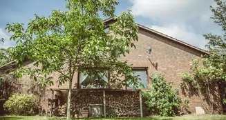 von_poll_real_estate_property_23105018_image_1