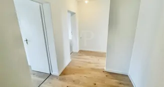 von_poll_real_estate_property_23105044A_image_3