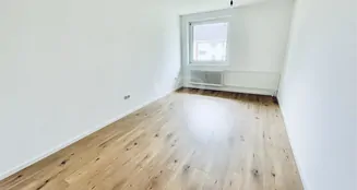 von_poll_real_estate_property_23105044A_image_4