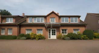 von_poll_real_estate_property_24105026_image_6