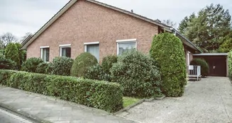 von_poll_real_estate_property_24105030_image_1