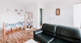 von_poll_real_estate_property_25105001_image_0