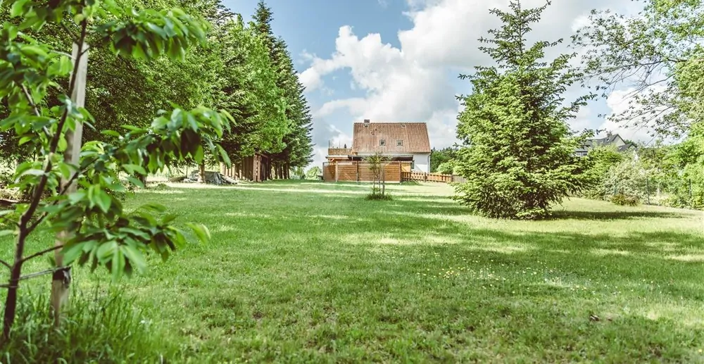 Hausansicht vom Garten