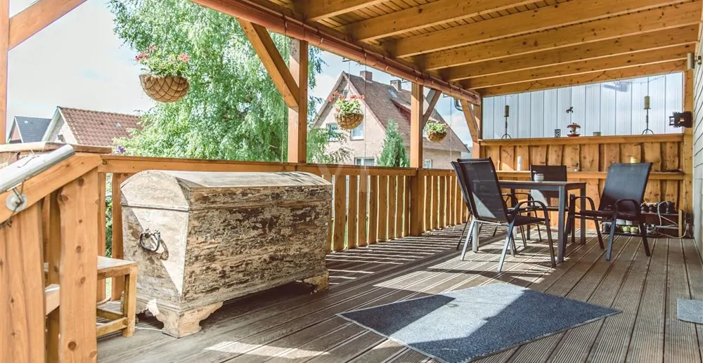 überdachte Terrasse