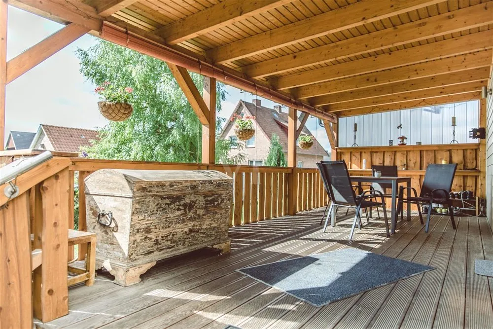 überdachte Terrasse