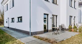 von_poll_real_estate_property_25105007_image_1