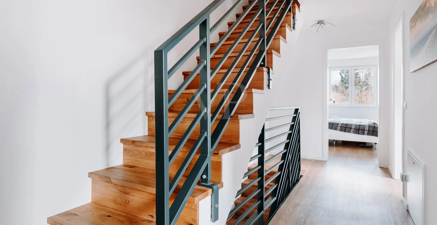 Stilvolle Doppelhaushälfte mit hochwertiger Ausstattung und energieeffizientem Wohnkomfort