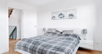 von_poll_real_estate_property_25105007_image_14