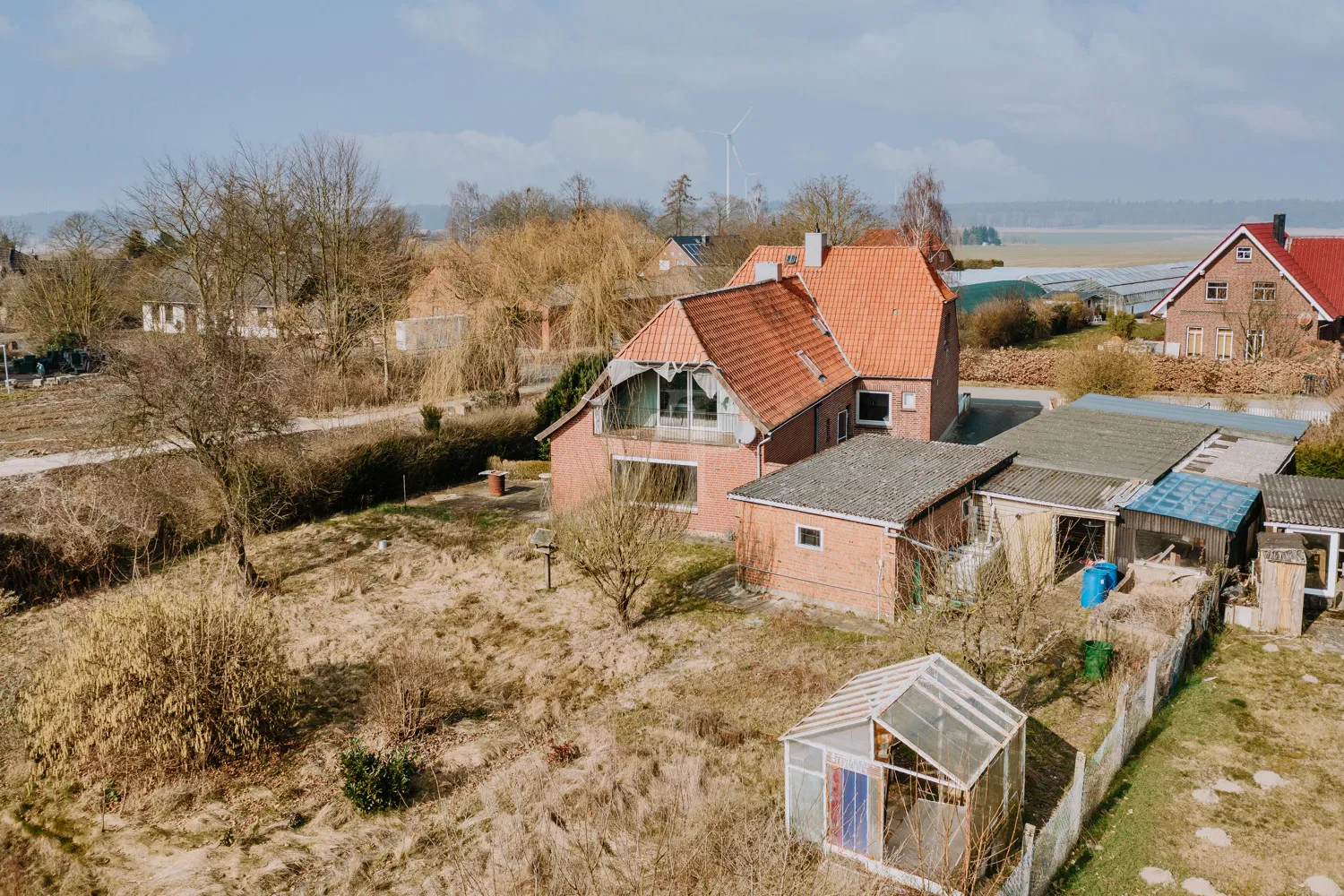 Ruhige, naturnahe Lage mit idyllischem Umfeld.
