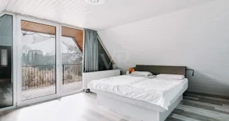 von_poll_real_estate_property_25105011_image_12