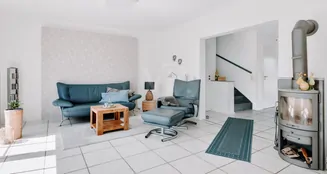 von_poll_real_estate_property_25105012_image_8