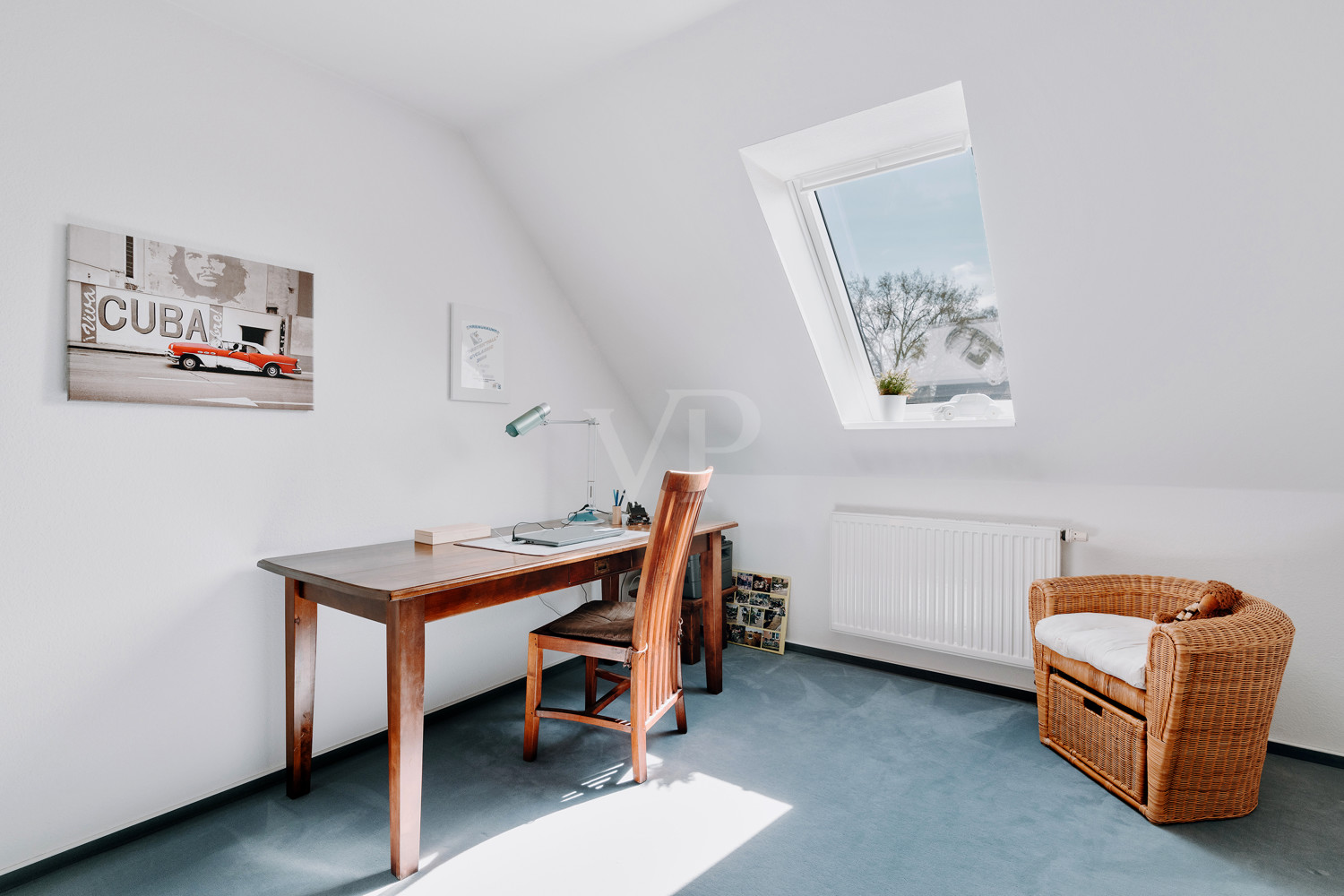 Separates Zimmer, aktuell als Büro genutzt – ideal auch für Gäste oder Hobby