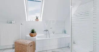 von_poll_real_estate_property_25105012_image_14