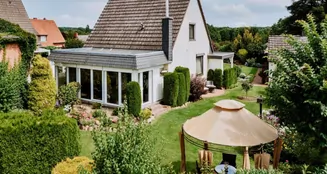 von_poll_real_estate_property_25105024_image_0