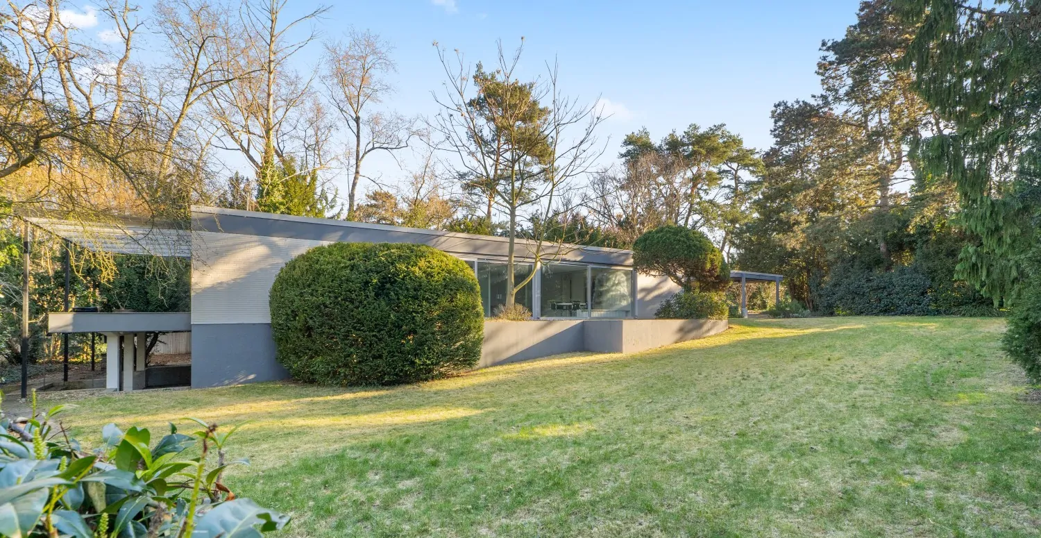 Grundstück mit Altbestand