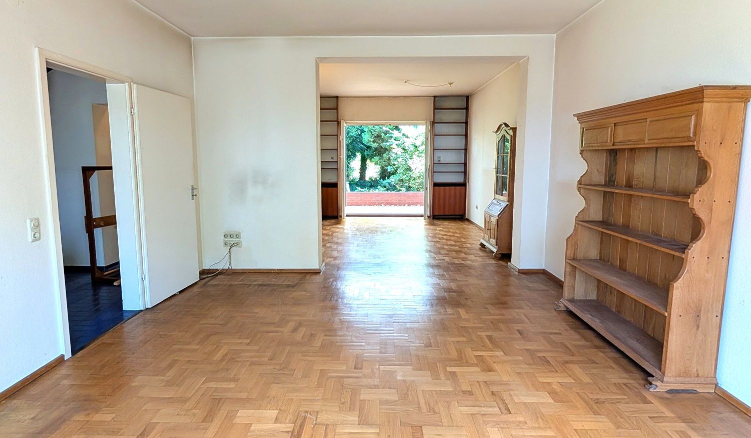 Wohnbereich - weiterer Blick